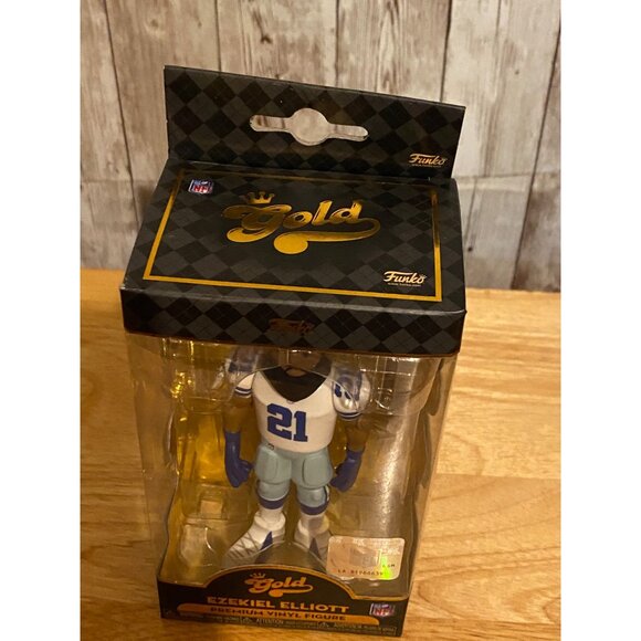 EZEKIEL ELLIOTT - Dallas Cowboys Funko Gold Premium Vinyl 5" NFL Figure - Picture 2 of 7